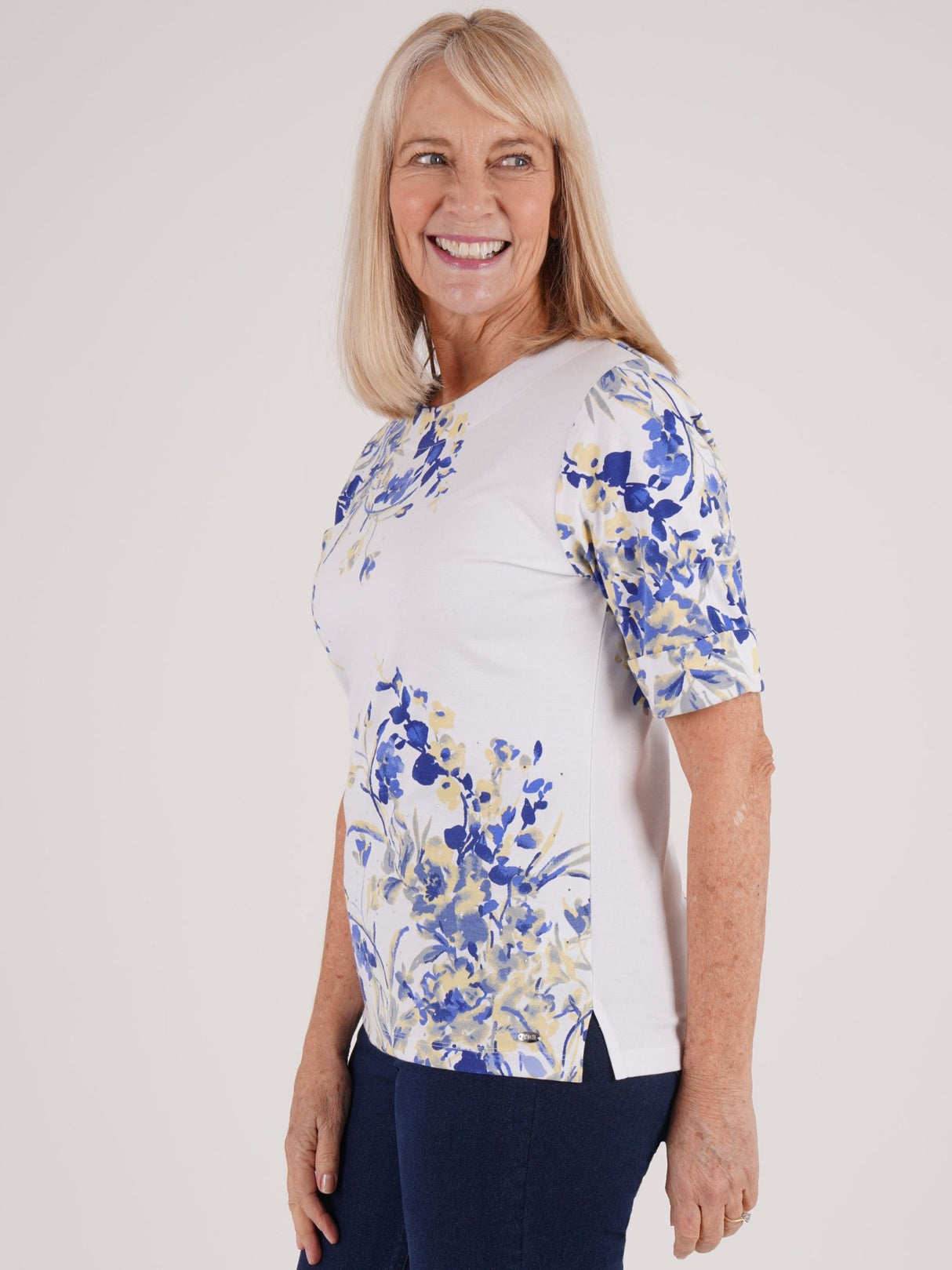 TIGI 8/10 White/Blue Floral Placement Print Top - T25 - 33C - Old Railway Line Garden Centre