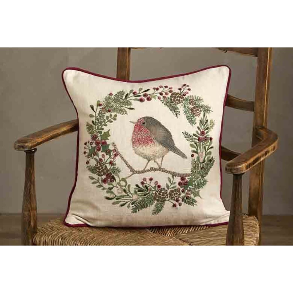 Walton & Co 43cm Robin & Wreath Cushion
