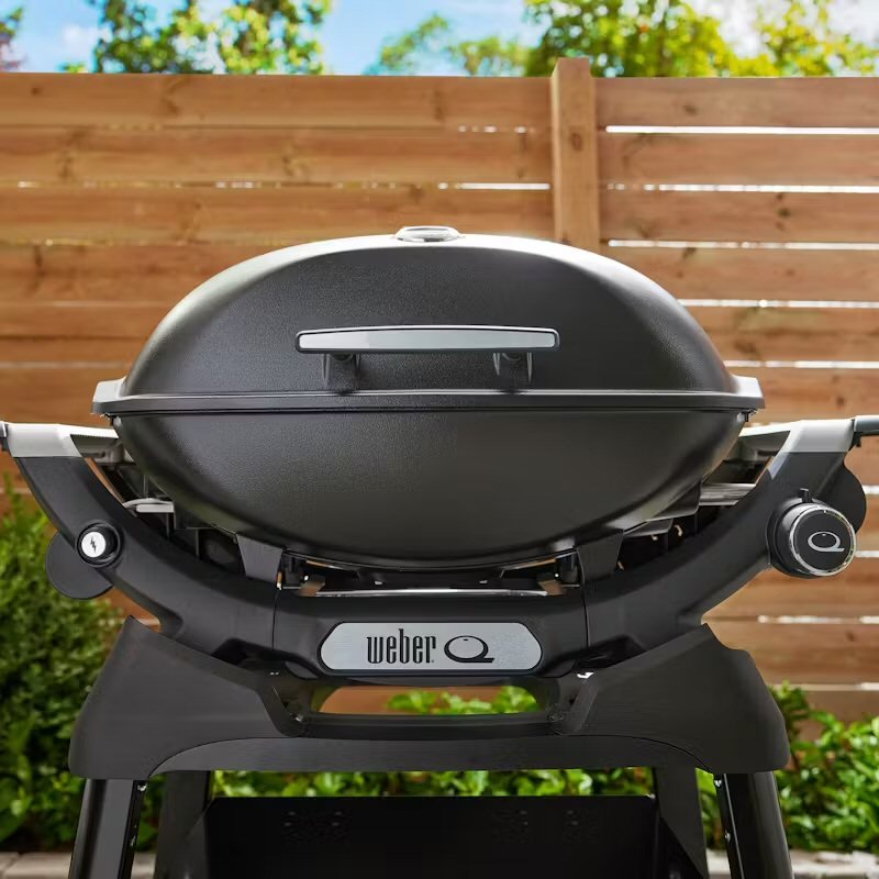 Weber Q 2200N Gas Barbecue with Side Tables and Compact Stand - Old Railway Line Garden Centre