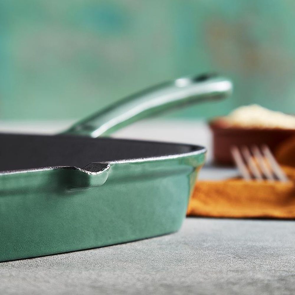 Barbary & Oak Foundry 23cm Verdigris Green Cast Iron Grill Pan - Old Railway Line Garden Centre