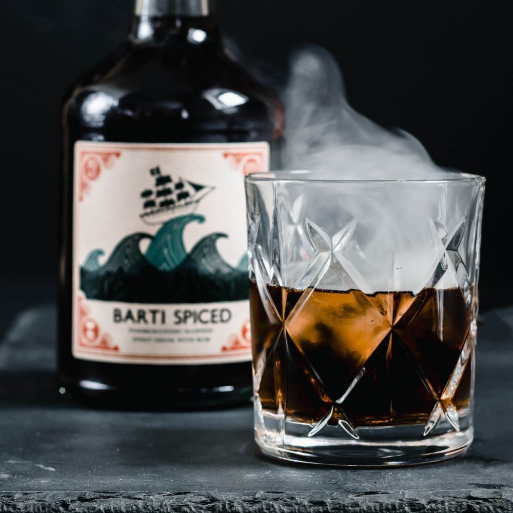 Barti 70cl Spiced Pembroke Seaweed Rum - Old Railway Line Garden Centre