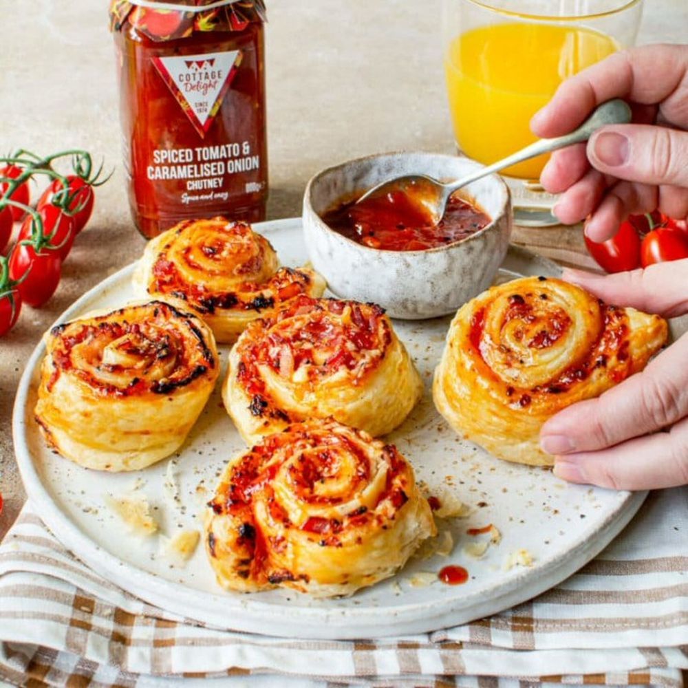 Cottage Delight 320g Spiced Tomato & Caramelised Onion Chutney - Old Railway Line Garden Centre