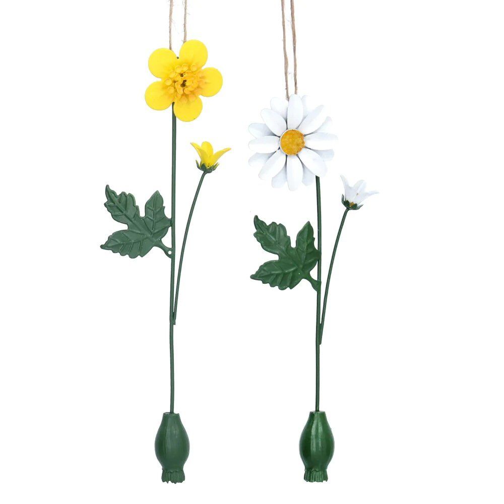 Gisela Graham 18cm Buttercup and Daisy Metal Flower Hanging Decoration