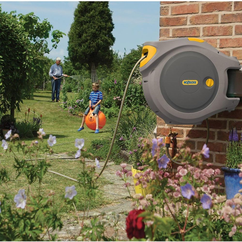 Hozelock Auto Reel with 40m Hose - Old Railway Line Garden Centre