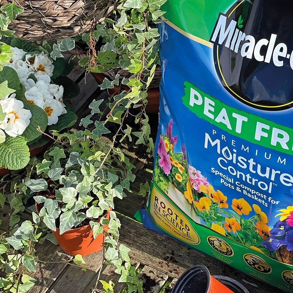 Miracle - Gro 10L Premium Moisture Control Peat Free Compost - Old Railway Line Garden Centre