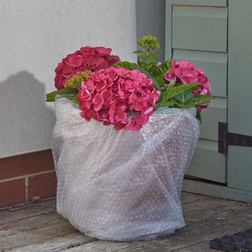 Smart Garden 0.75 x 10m Garden & Home Bubble Film - Old Railway Line Garden Centre