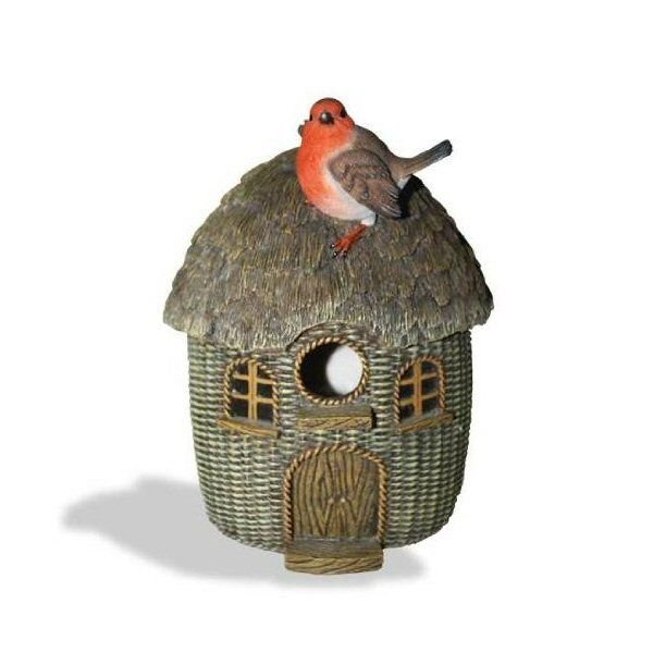 Vivid Arts 23cm Wicker Robin Birdhouse - XBC - BH22 - D - Old Railway Line Garden Centre