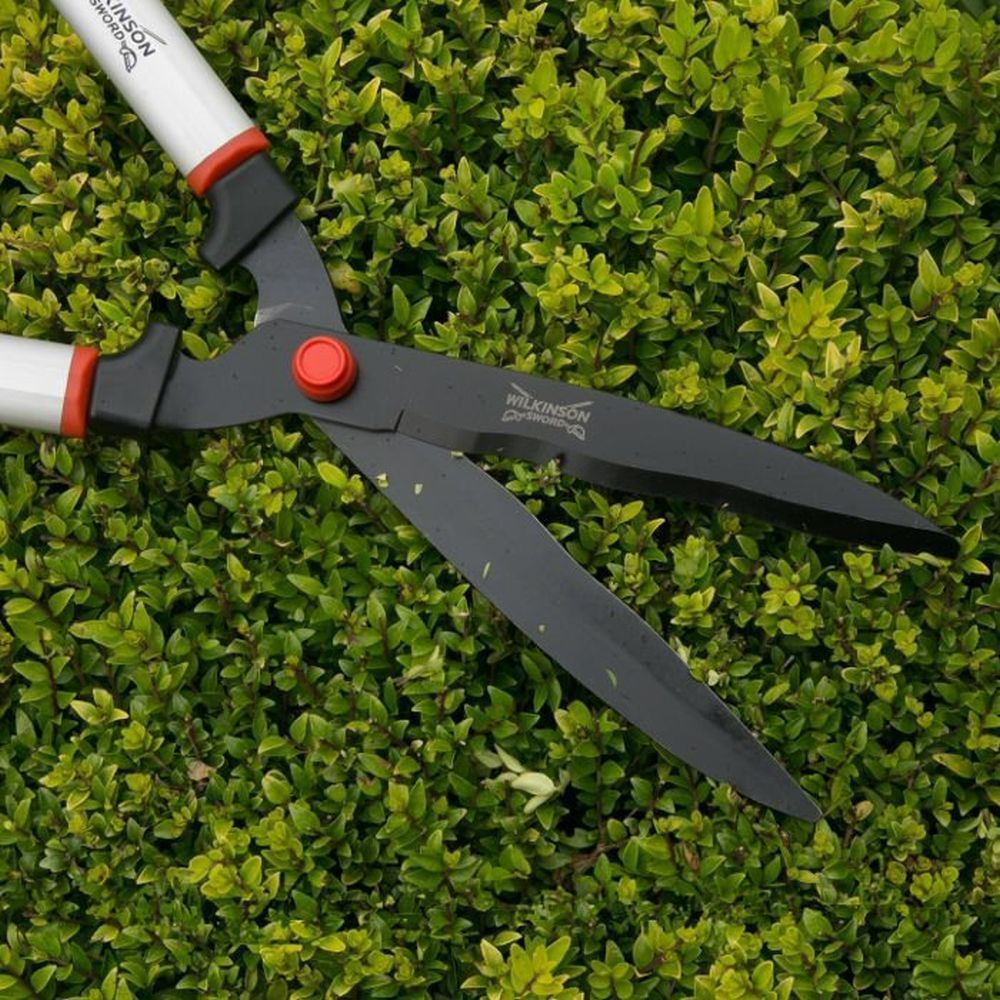 Wilkinson Sword Wavy Blade Hedge Shears - Old Railway Line Garden Centre