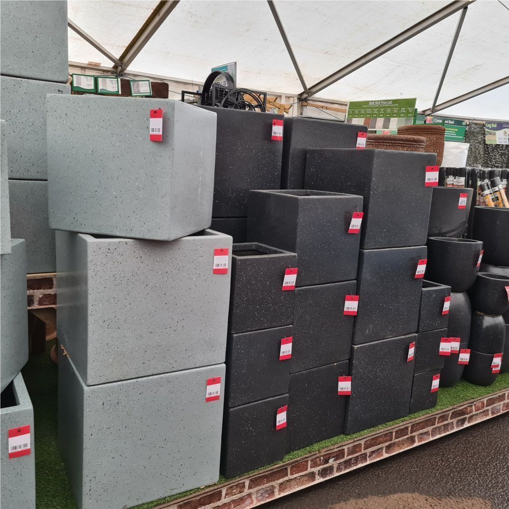 Woodlodge 25cm Black Magma Egg Pot - Old Railway Line Garden Centre