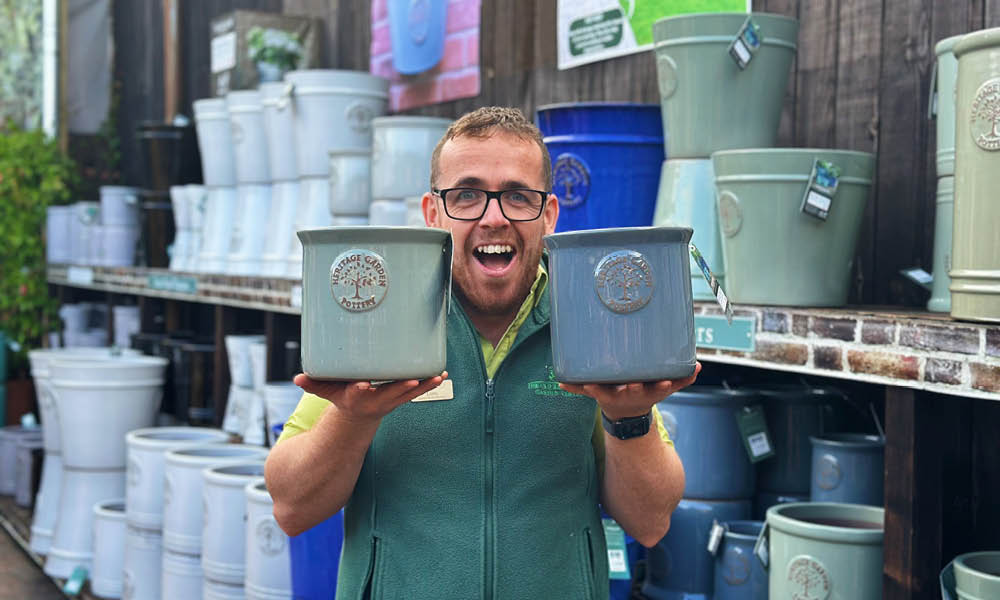 A Guide to Heritage Garden Pottery: Choosing the Perfect Pot for Your Garden
