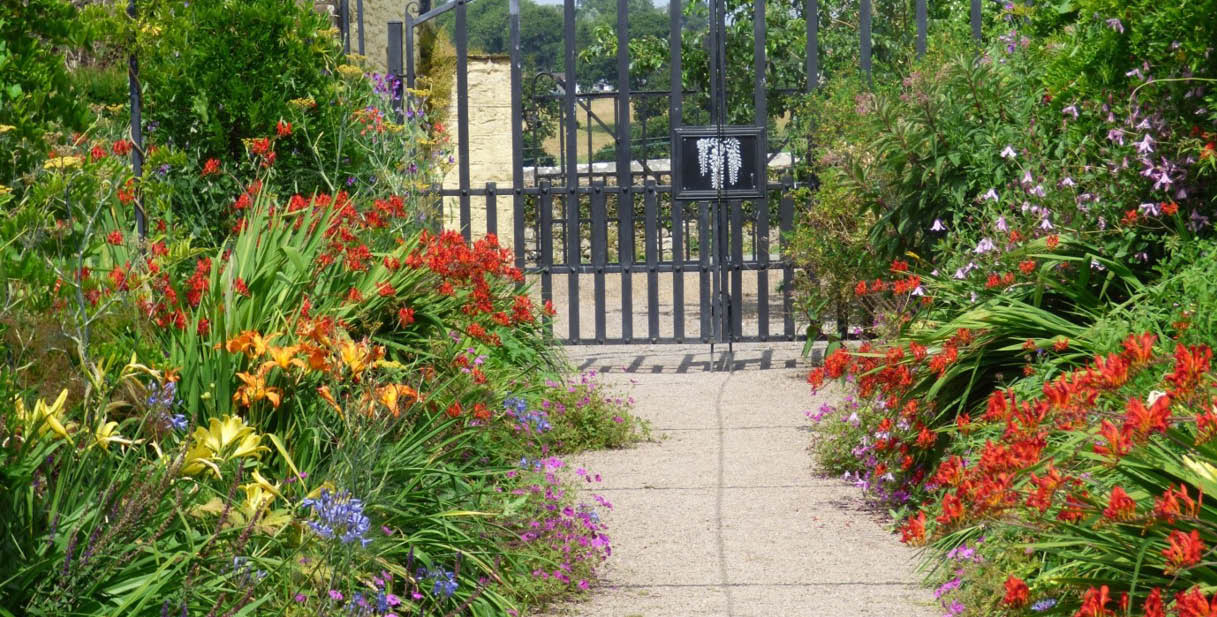 The April Garden 2023 - Old Railway Line Garden Centre