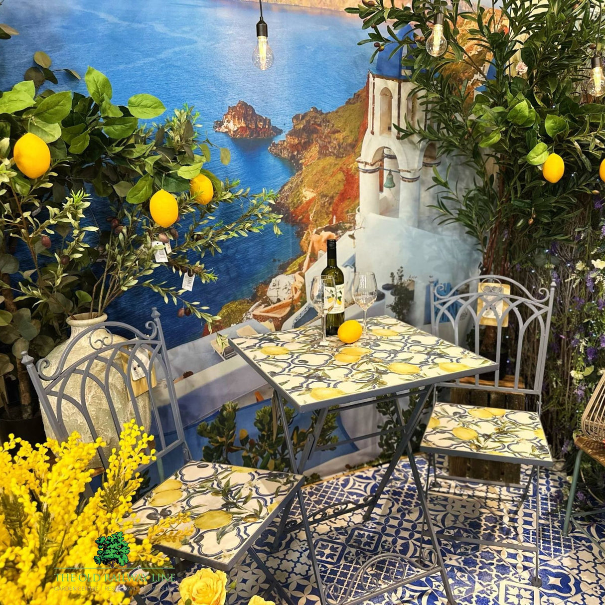 Decoris Mosaic Lemon Sorrento 2-Seater Iron Bistro Set