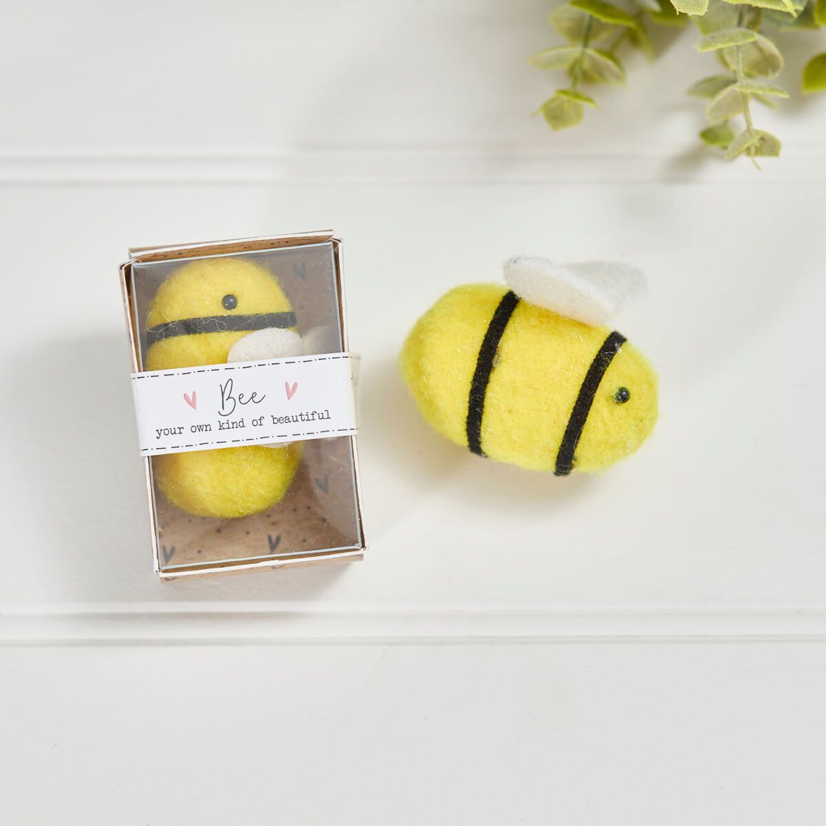 Richard Langs Tiny World Bee Boxed Keepsake - 4TW105