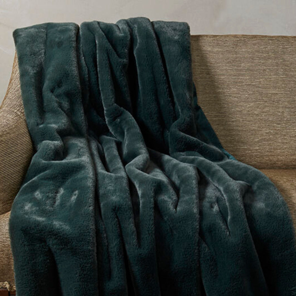 Walton & Co 130cm x 170cm Mallard Luxe Faux Fur Throw