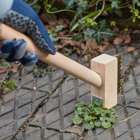 Smart Garden Useful Short Reach Patio Brush