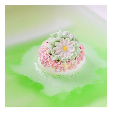 Bomb Cosmetics 160g Daisy Daisy Bath Blaster
