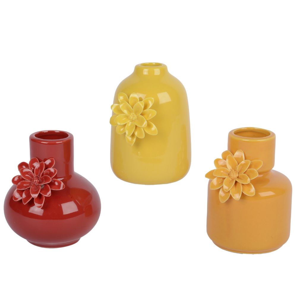 Decoris 10cm Porcelin Vase with Flower (Choice of 3)