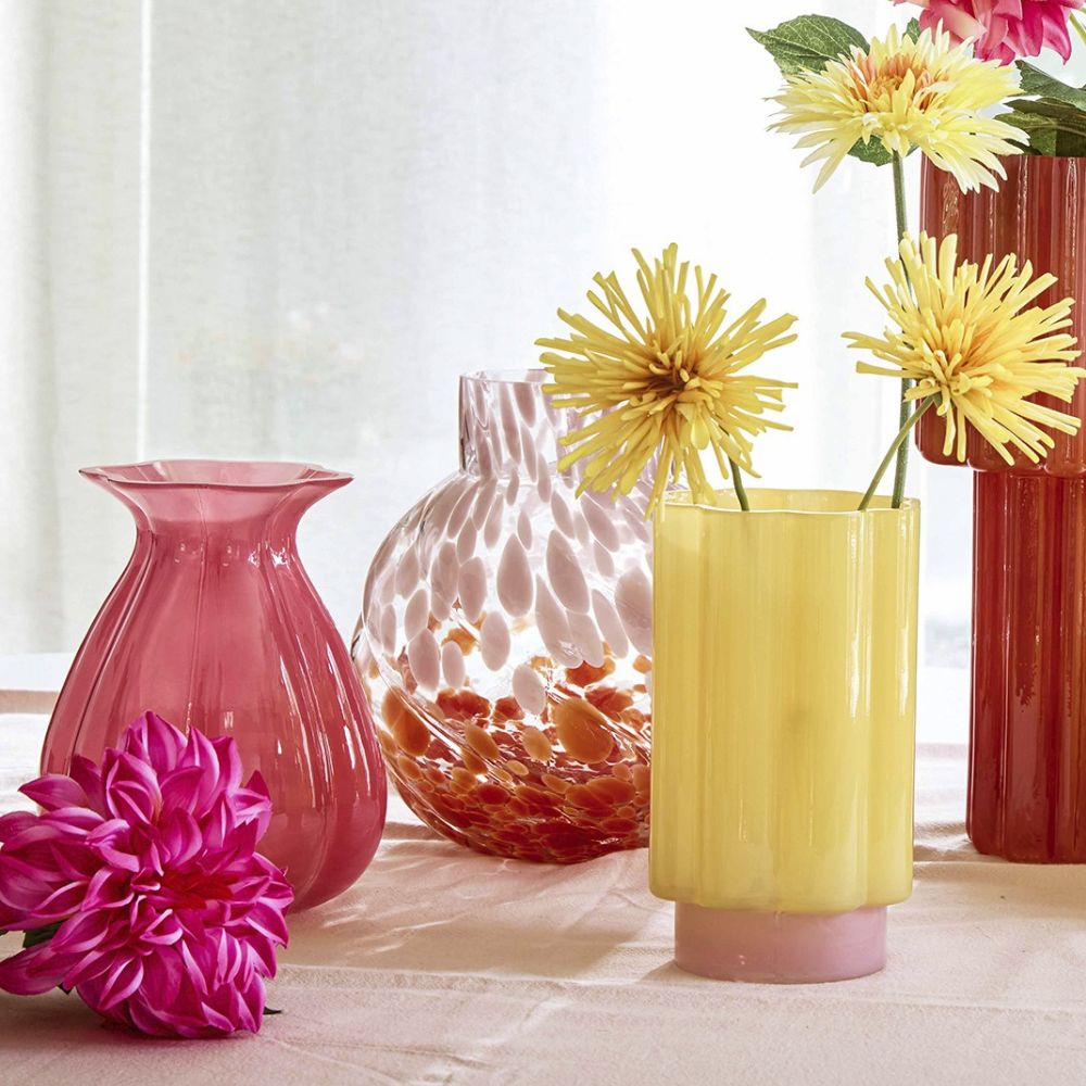 Decoris 20cm Pink Glass Vase with Milky Finish