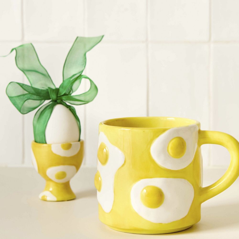 Decoris Egg Dolomite Glazed Egg Cup