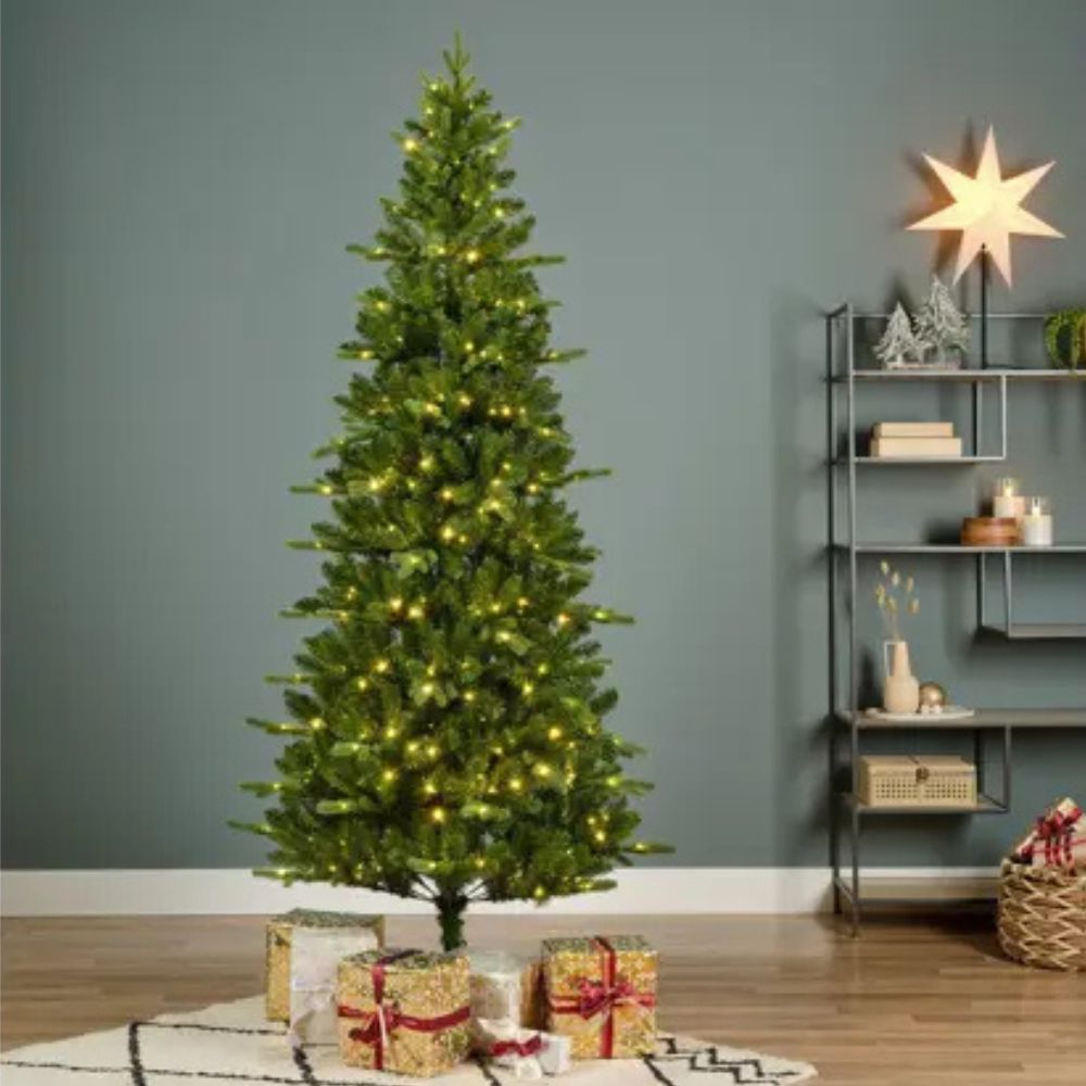 Everlands 2.1m (7ft) Killington Fir Pre-Lit Artificial Christmas Tree