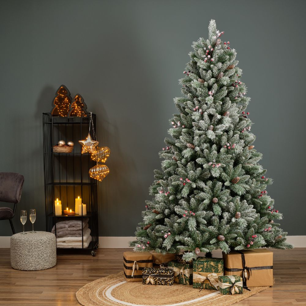 Everlands 2.1m (7ft) Windham Spruce Frosted Artificial Christmas Tree - 684497