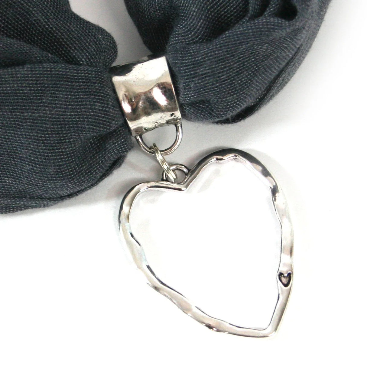 Black Ginger Silver Heart Outline Design Scarf Jewellery
