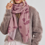 Katie Loxton Large Leopard Printed Scarf - Light/Dusty Pink