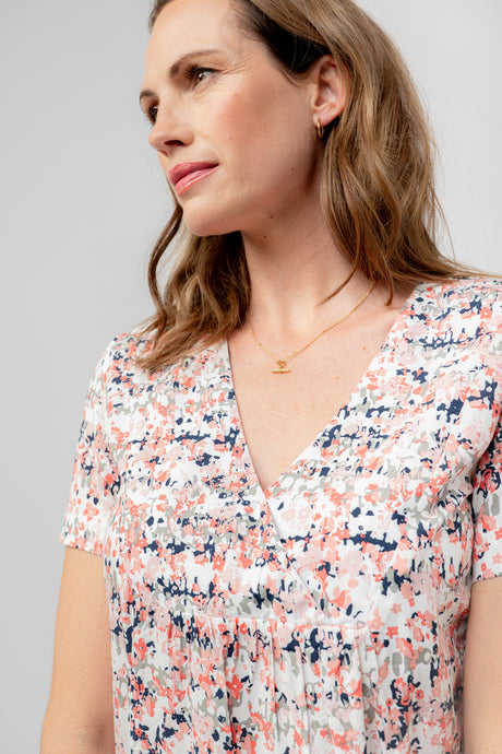 Lily & Me 10 White/Rose Trellis Myrtle Top