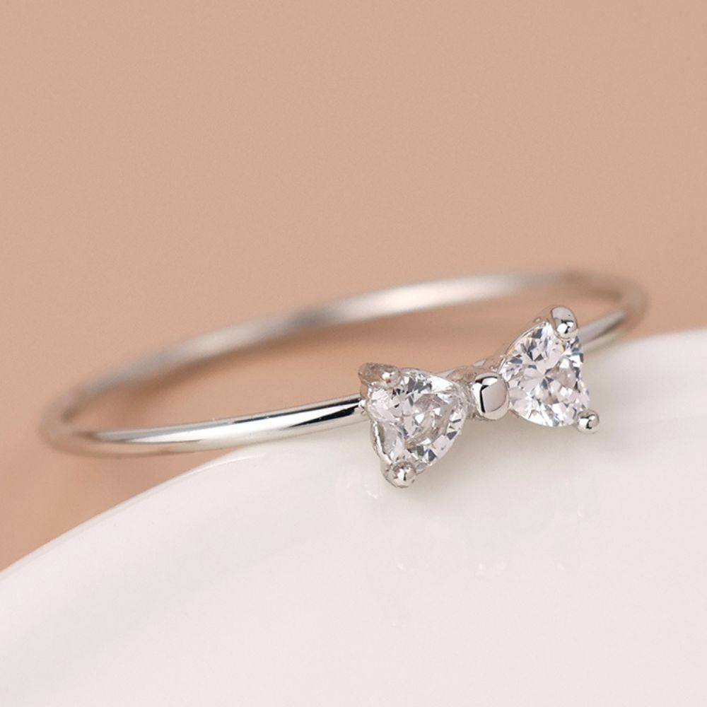 POM White Gold Plated Simple Crystal Bow Ring (Small-Medium)
