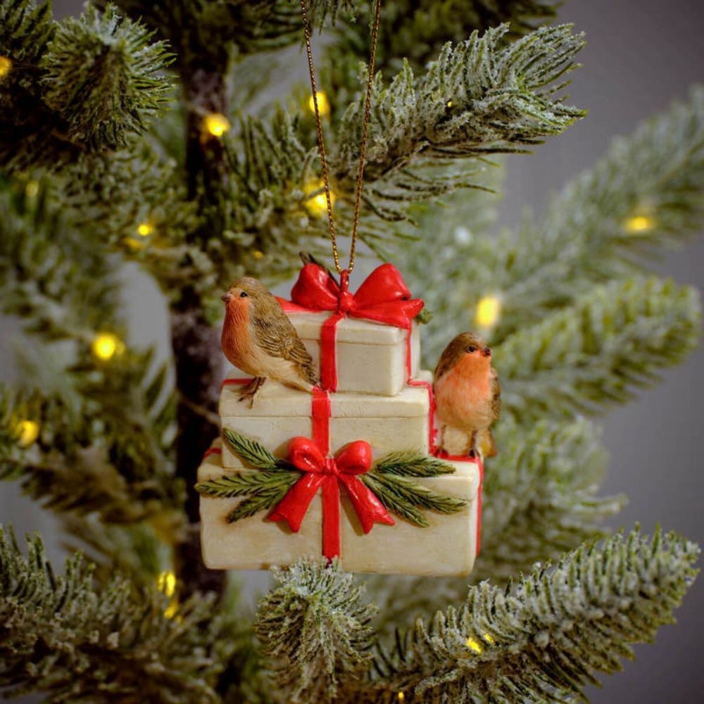 Richard Langs Robins on Presents Hanging Decoration