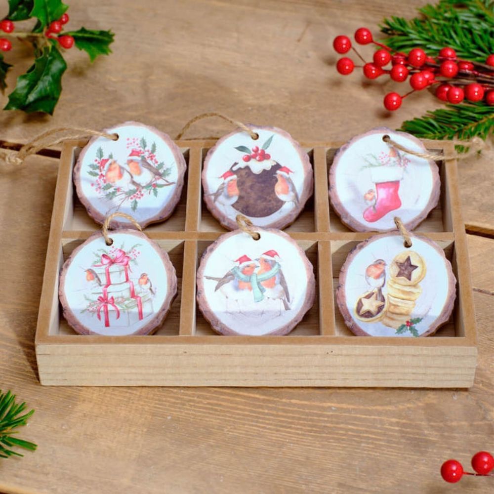 Richard Langs Wooden Log Disc Festive Robins Hanging Decoration - (Choice of 6)