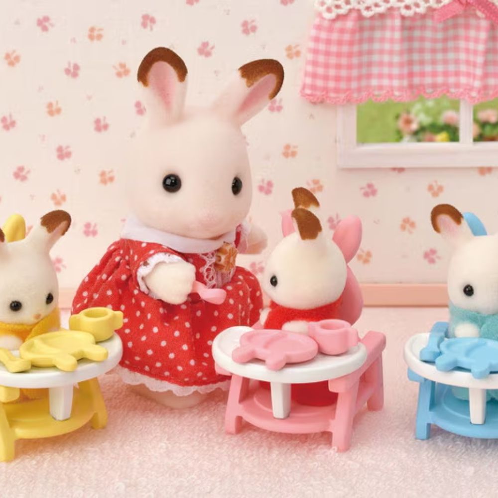 Sylvanian Families Chocolate Rabbit Triplets Care Set