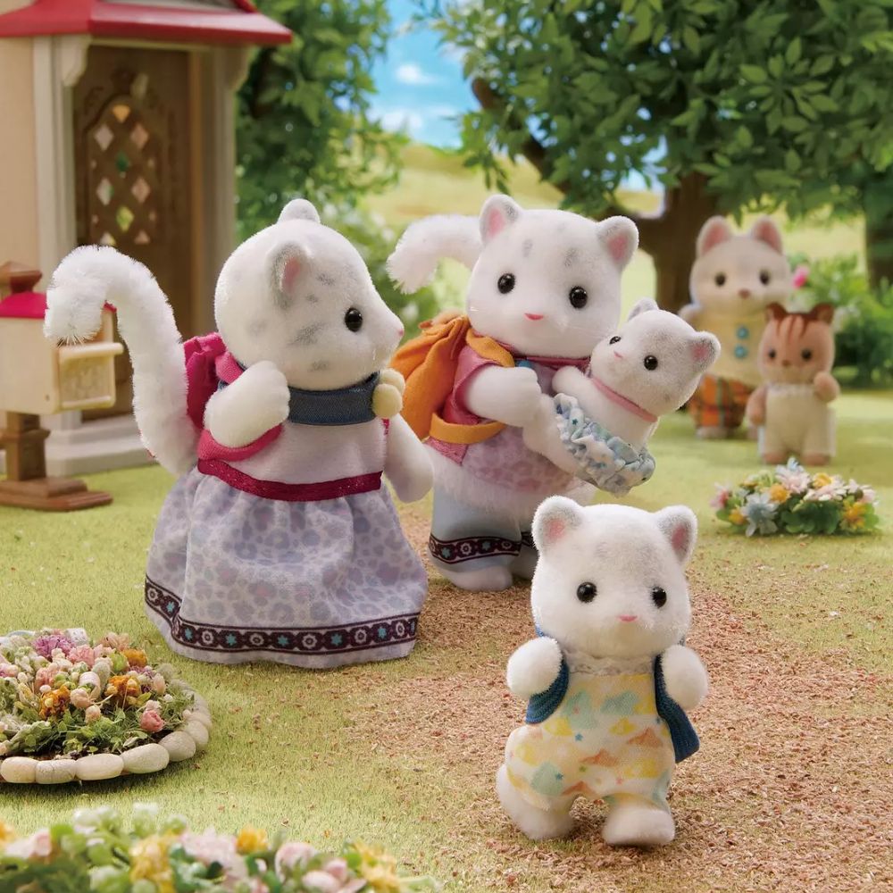 Sylvanian Families Snow Leopard Family Set