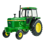 Britains 1/32 John Deere - 4240