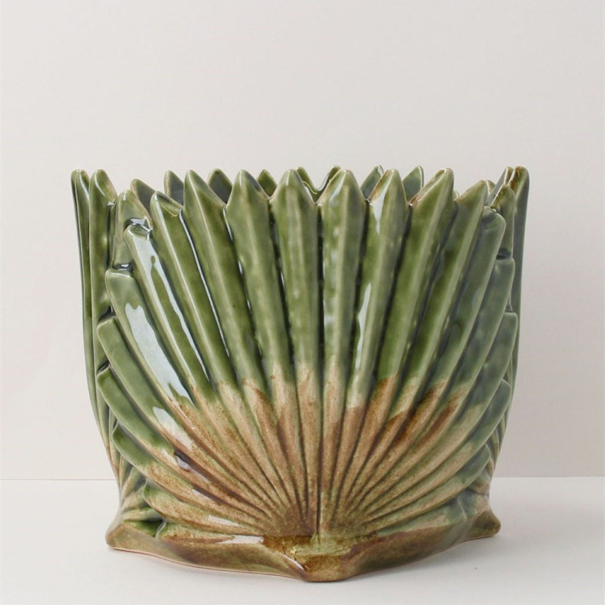 Gisela Graham Ceramic Green Leaf Pot