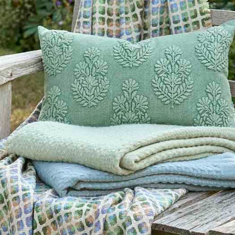 Walton & Co 127cm x 152cm Soft Weave Throw - Sage