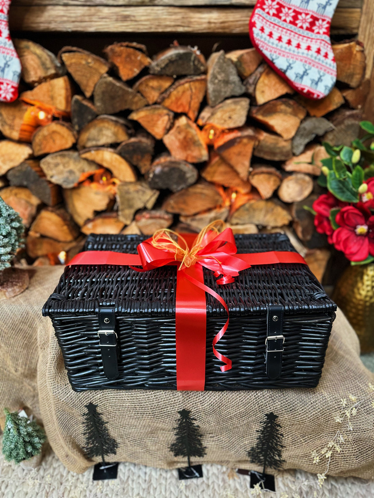 Deluxe Welsh & Local Produce Gift Hamper