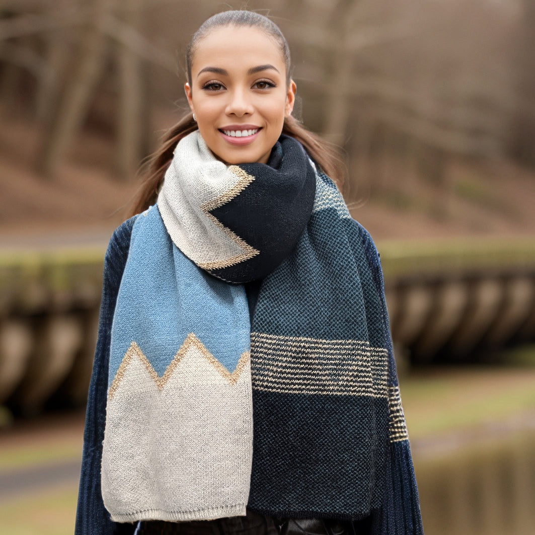 Black Ginger Candi Knitted Zigzag Scarf - Blue