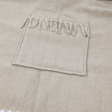 Black Ginger Macha - Shawl/Scarf with Pockets (65x180cm) - Cream