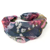 Black Ginger Oil Hydrangeas Magnetic Neck Scarf - Exclusive Design