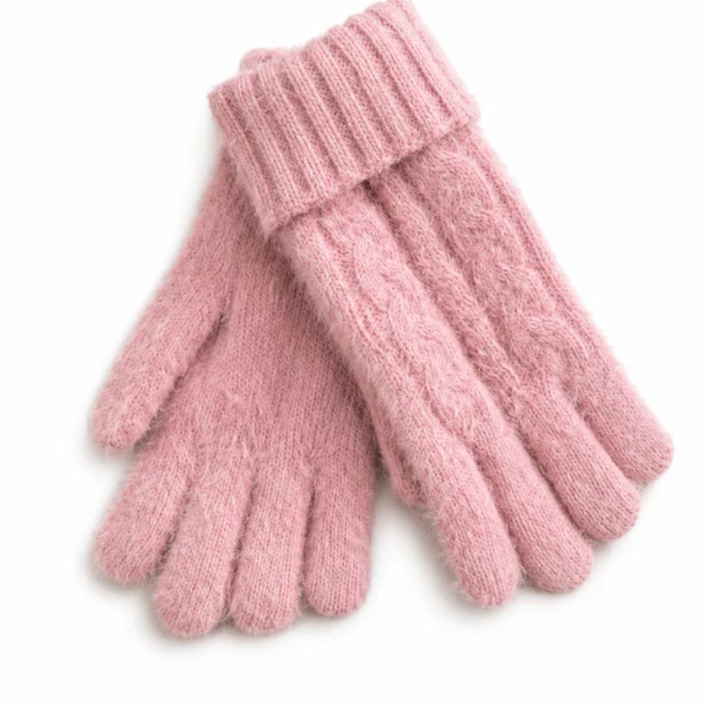 Black Ginger Super Fluffy Cable Knit Gloves - Pale Pink