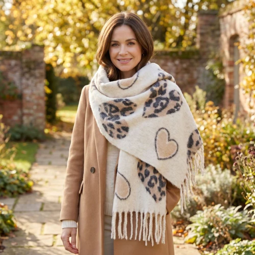 Black Ginger Thaa - Super Thick Hearts Scarf (42x180cm) - Cream/Mink