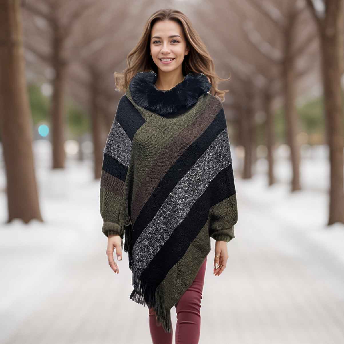 Black Ginger Tuwed Faux Fur Collar Poncho - Green/Black