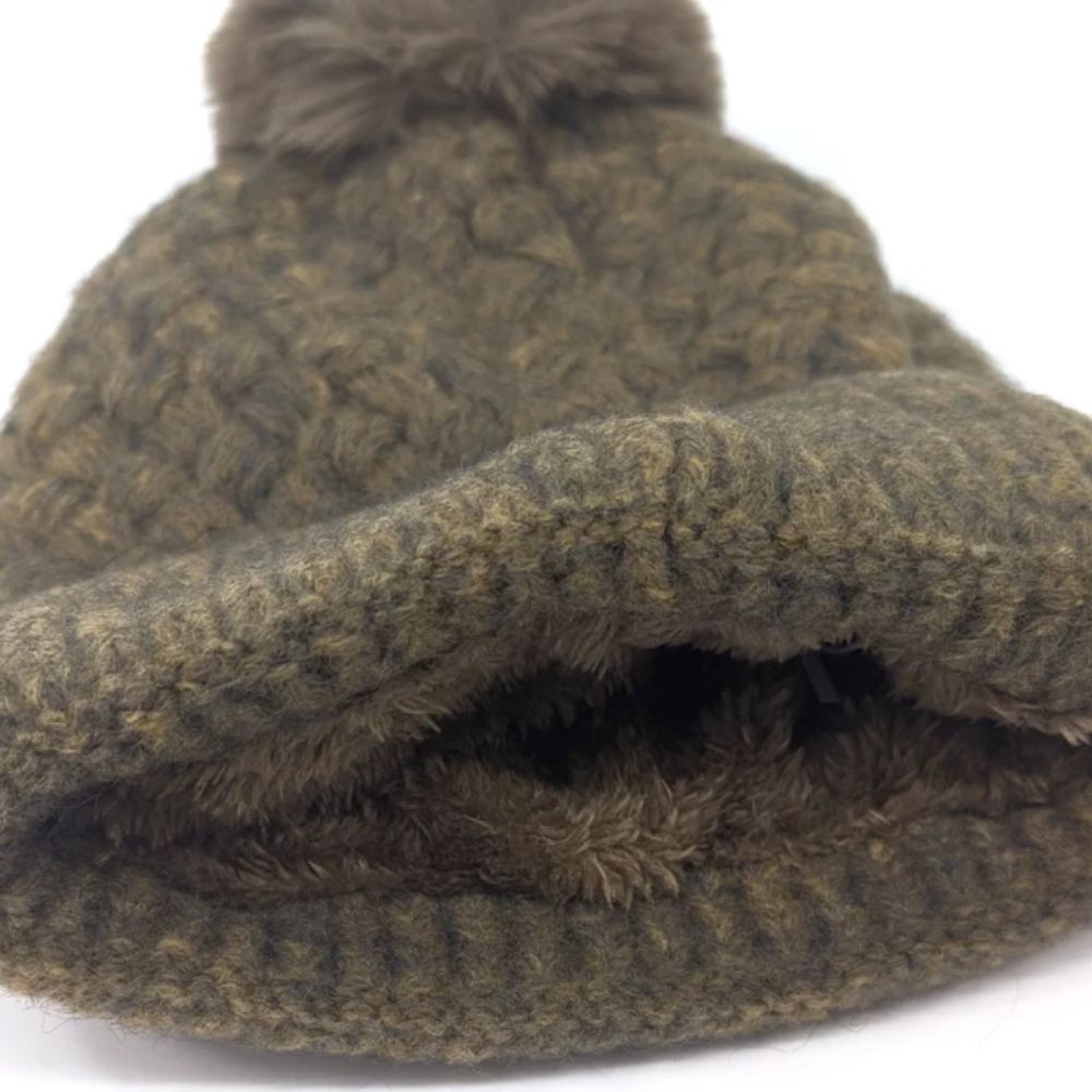 Black Ginger Weave PomPom Hat - Mocha