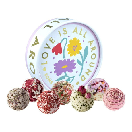 Bomb Cosmetics Love is All Around Creamer Gift Pack - Old Railway Line Garden Centre