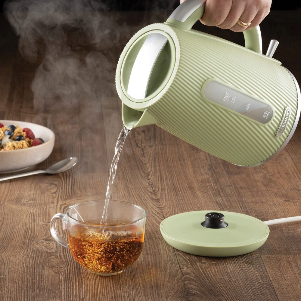 Daewoo Sage Cascade 1.7L Jug Kettle - Old Railway Line Garden Centre