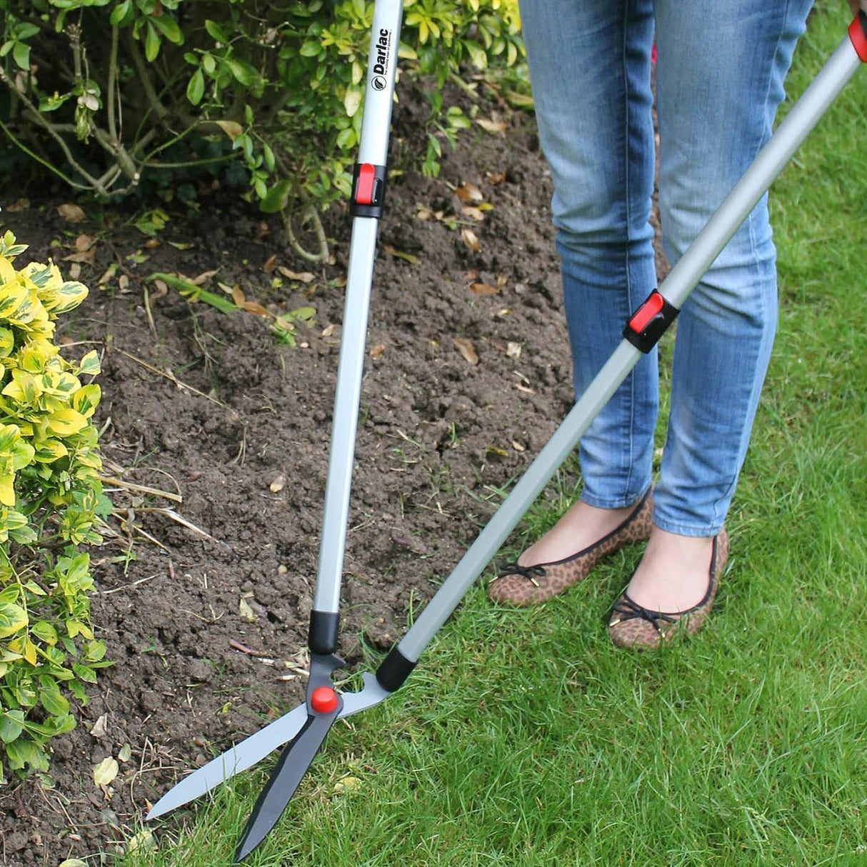 Darlac Telescopic Lawn Shear - DP811 - Old Railway Line Garden Centre