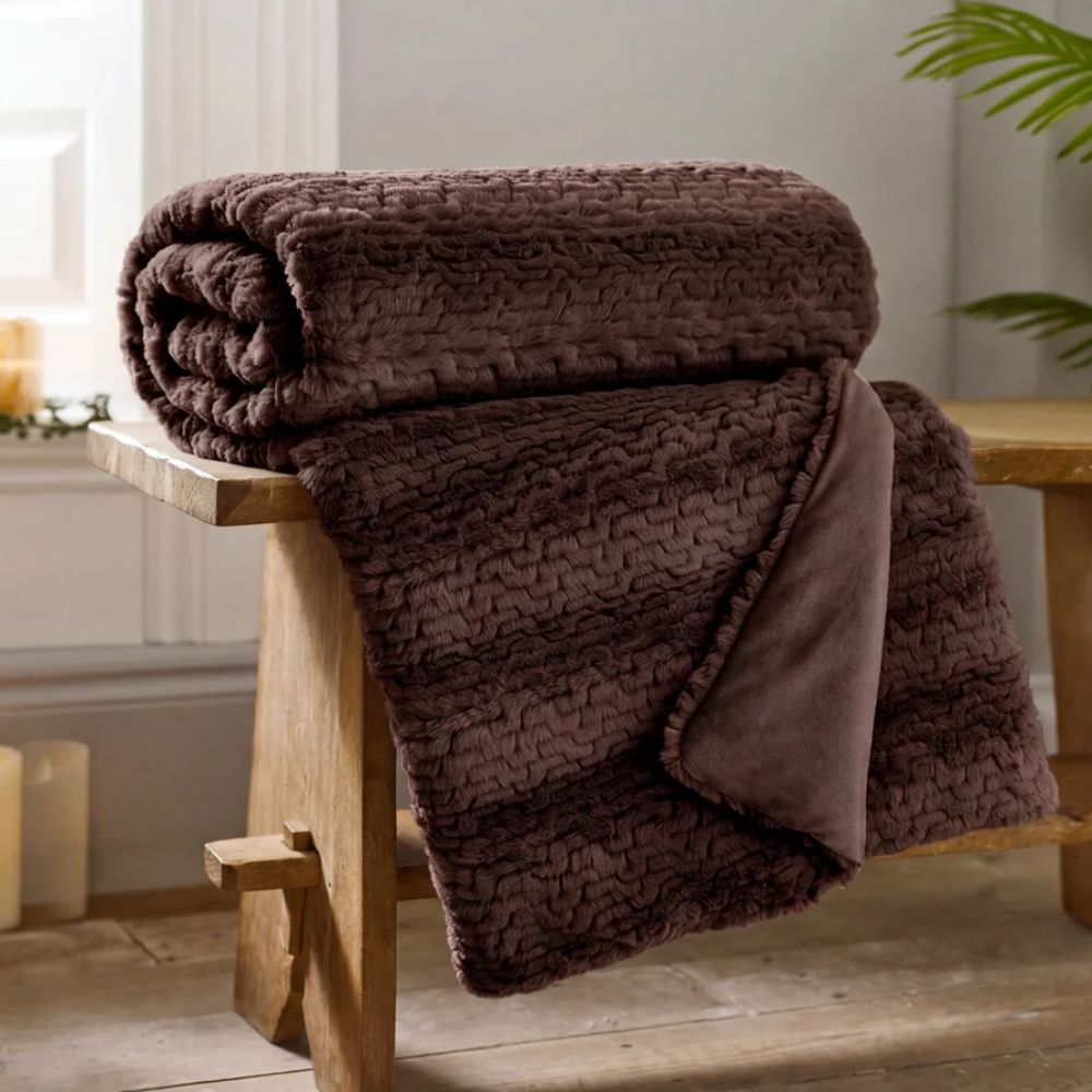 Deyongs 170cm Ashridge Faux Throw - Brown