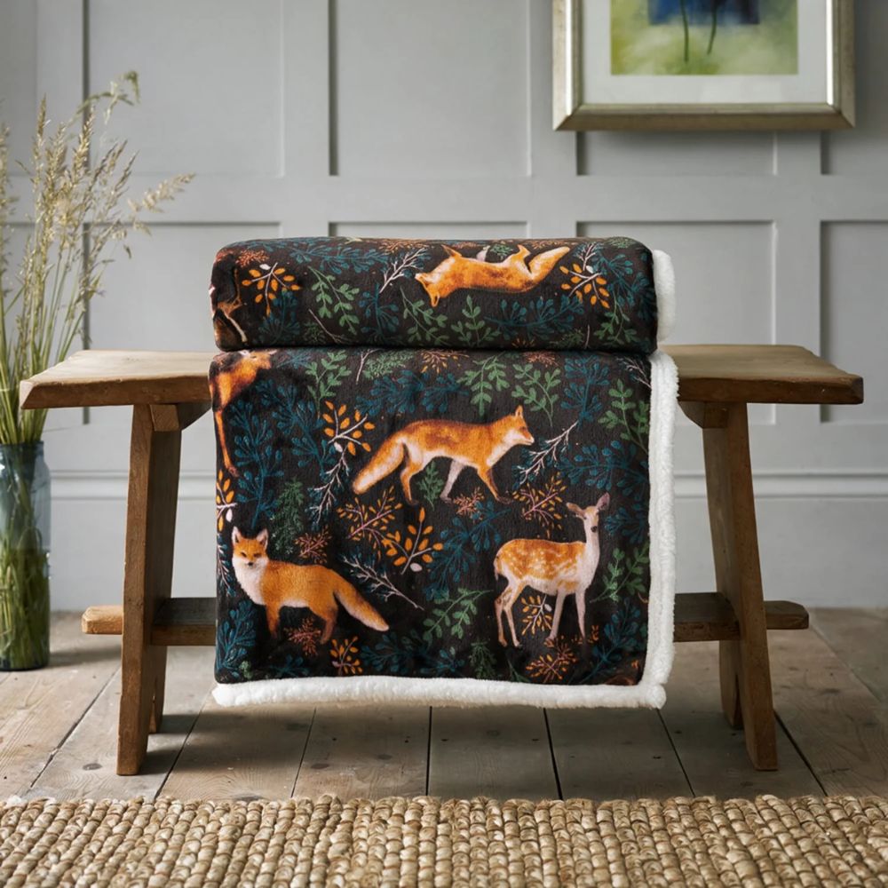 Deyongs 180cm Fox & Deer Sherpa Fleece Throw