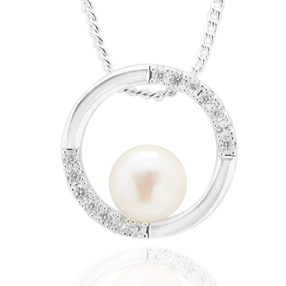 Equilibrium Elegant Freshwater Pearl Circle Silver Plated Necklace